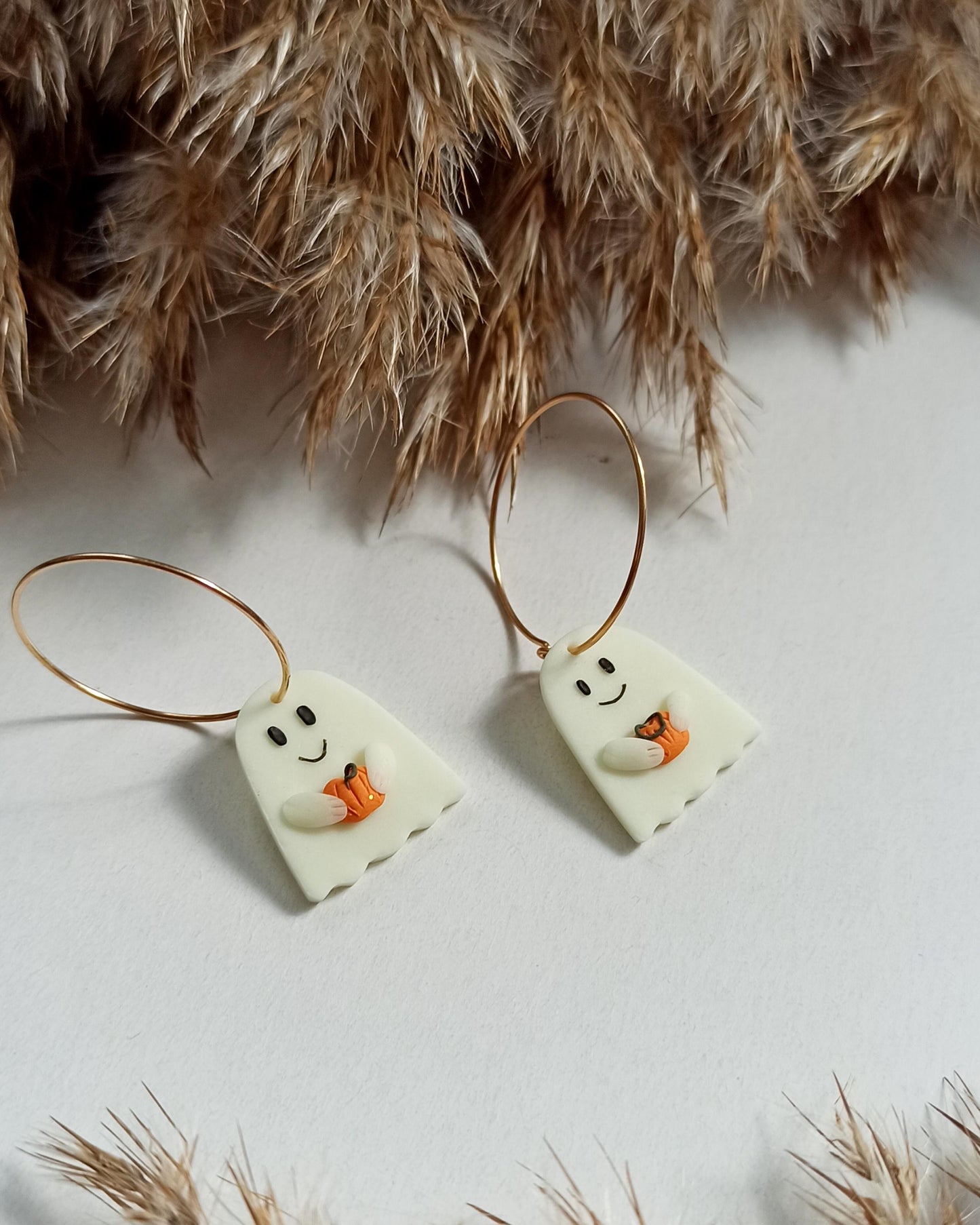 Avelli- Dark glow Ghosts, Halloween Earring, Polymer Clay stud, Cute Ghost, Halloween Earrings Clay, Halloween Charms, Glow in The Dark