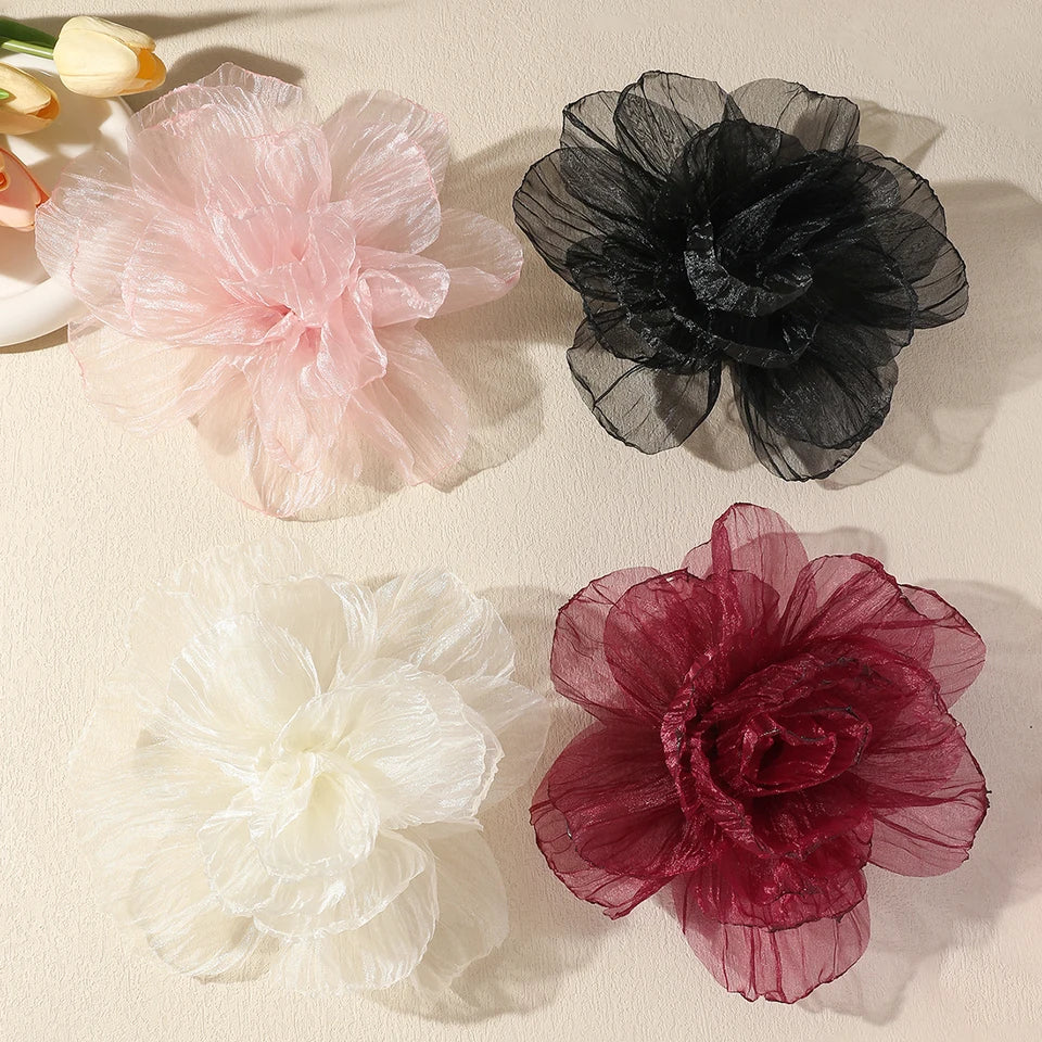 Stylish and Elegant Handmade Lace Flower Brooch, Vintage French Style, Suitable for Women's Everyday Wear