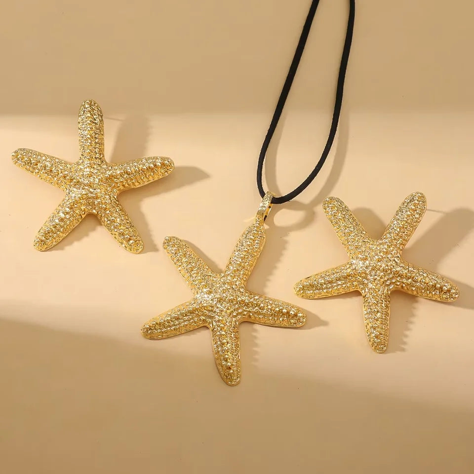 Women's Bohemian Exaggerated Big Starfish Pendant Long Necklace And Earrings Set Summer Ocean Animal Metal Jewelry for Party