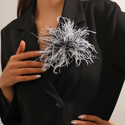 15CM French Style Multicolor Feather Brooch for Women Vintage Trendy Handmade Lapel Pin Wedding Party Jewelry Accessory