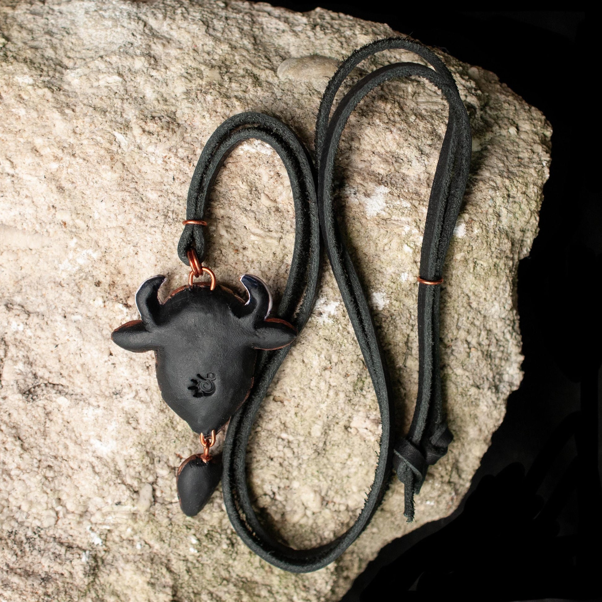 Brown Bison / Buffalo Necklace – Handmade Wildlife Jewelry on Leather Cord